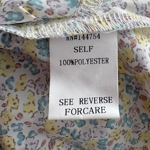 Davi & Dani Floral Smocked Mini Dress Ruffle Flutter Sleeve Babydoll- Small - Picture 5 of 5